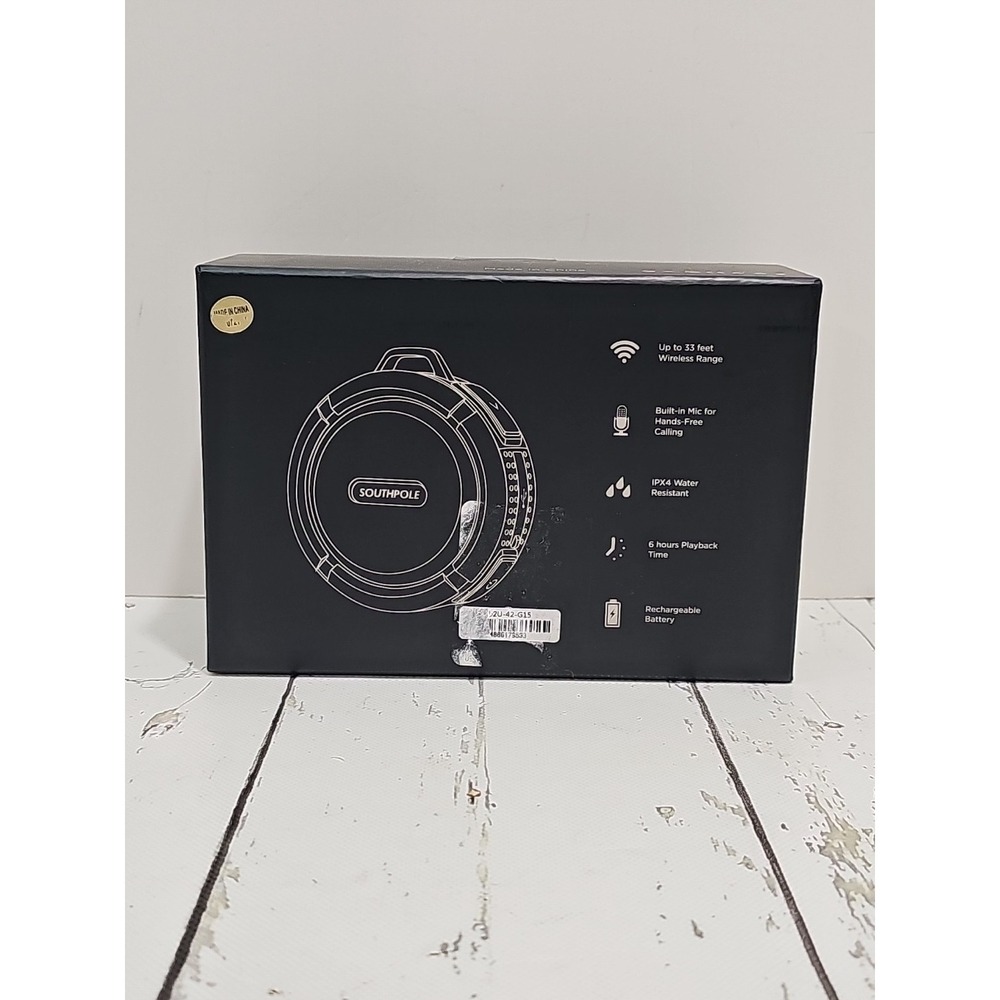 Southpole Men's Watch and Wireless Speaker Gift Set - Picture 8 of 11